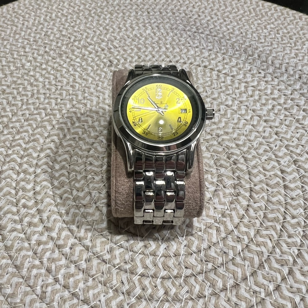 Lucien Piccard Watch with Vibrant Yellow Dial - Picture 3 of 6